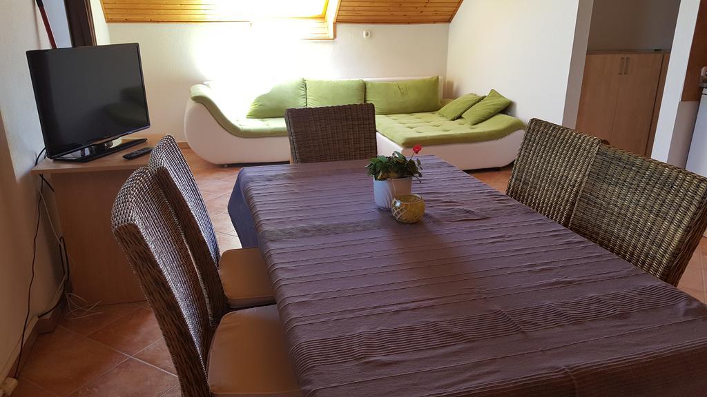 Apartman Nora Ii. Buk Exterior photo